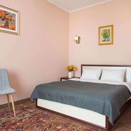 تشيسيناو Art Hotel المظهر الخارجي الصورة