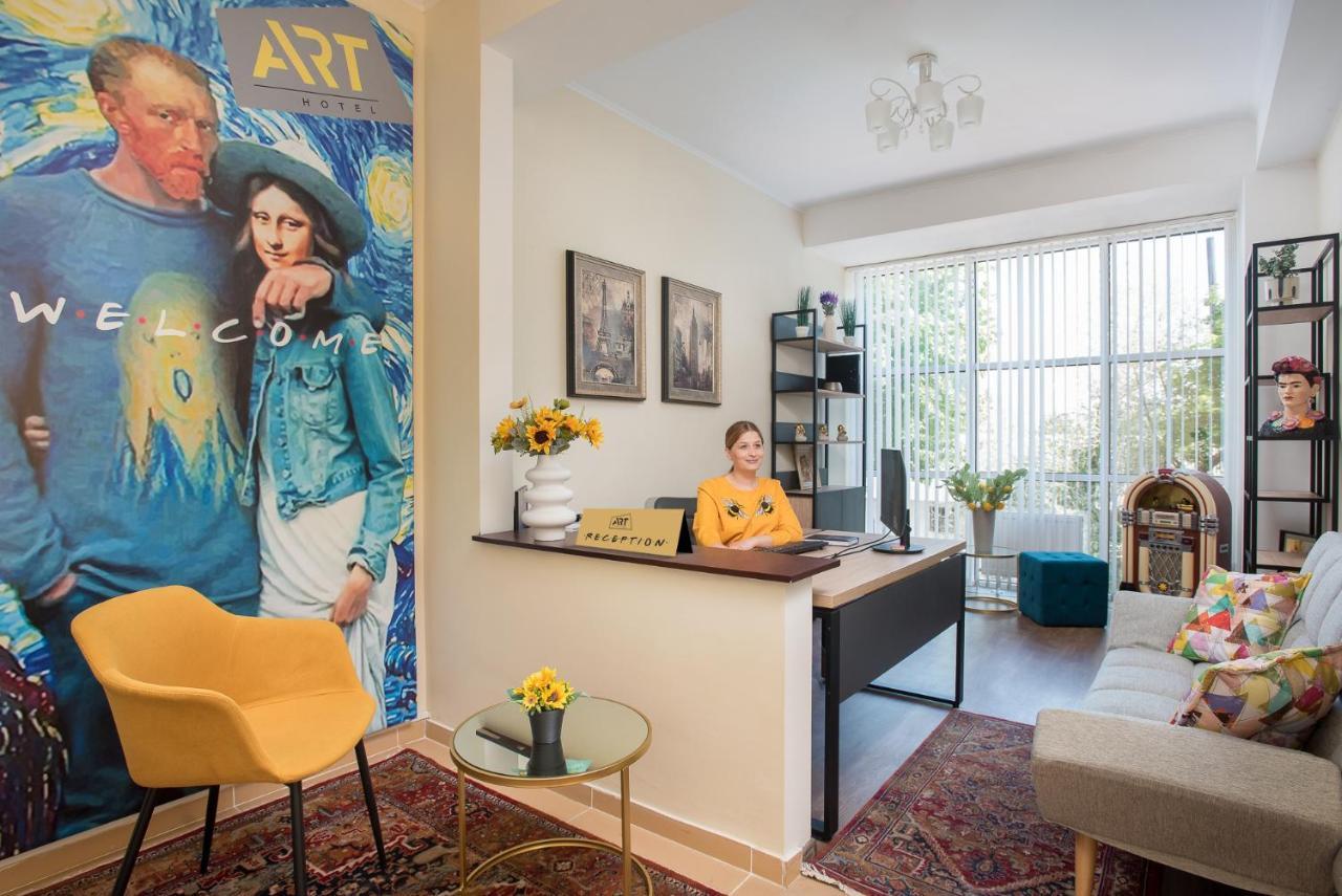 تشيسيناو Art Hotel المظهر الخارجي الصورة