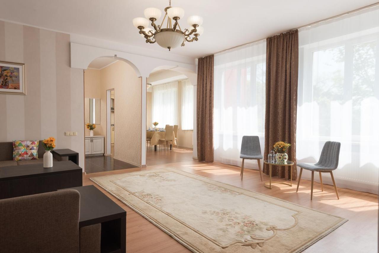تشيسيناو Art Hotel المظهر الخارجي الصورة