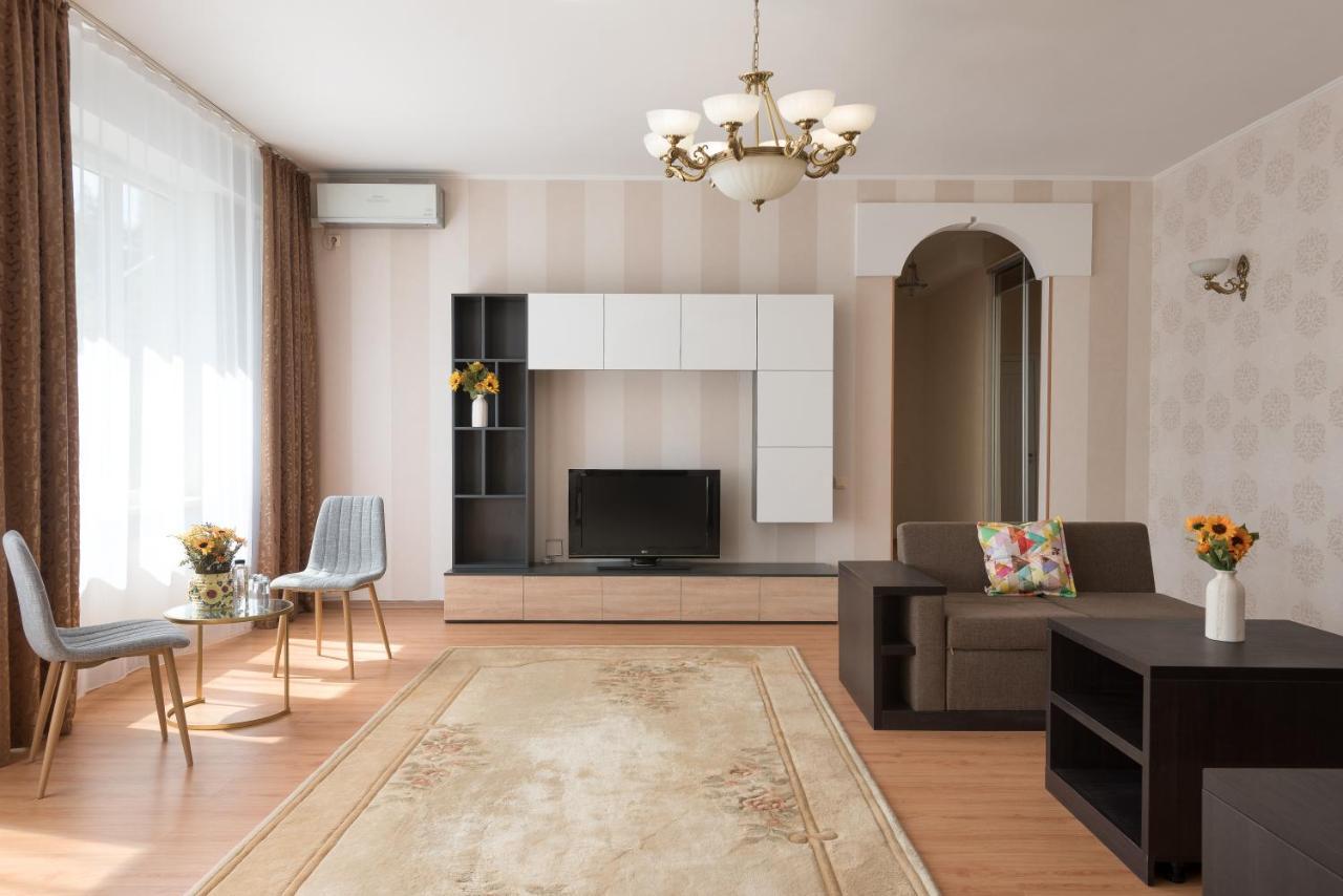 تشيسيناو Art Hotel المظهر الخارجي الصورة